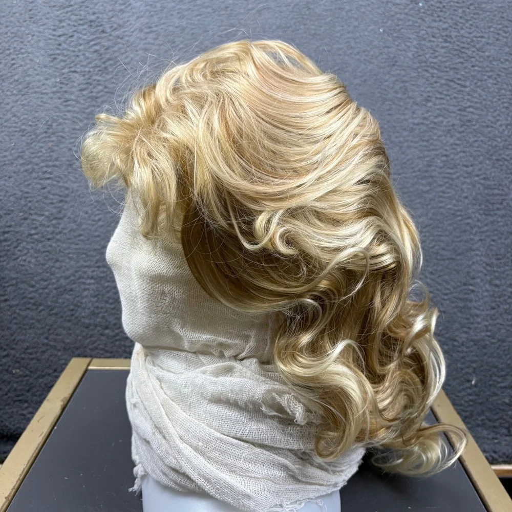 N/A keywords blonde